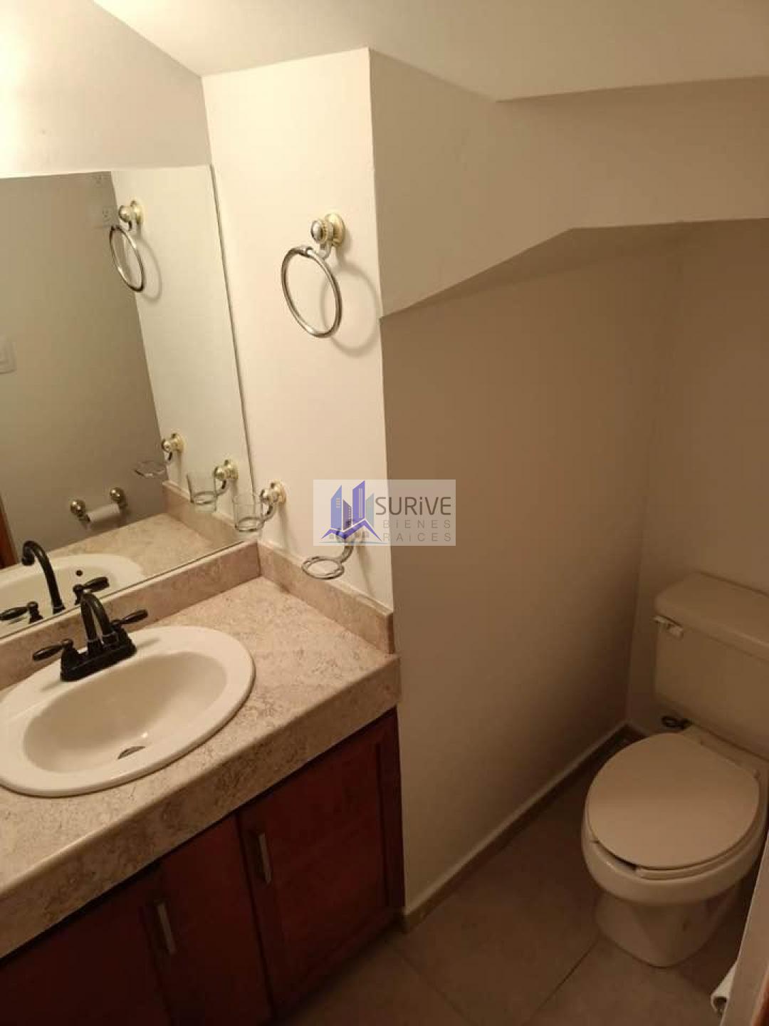 CASA EN VENTA ZONA SUR CARRETERA NACIONAL