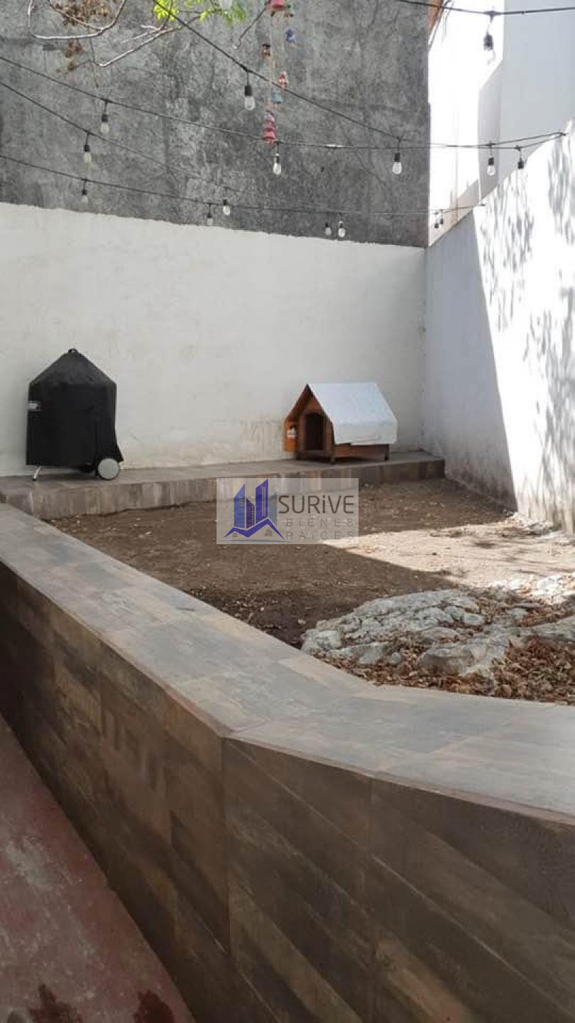 CASA EN RENTA EN PEDREGAL LA SILLA