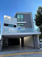 CASA EN VENTA COL. LA RIOJA