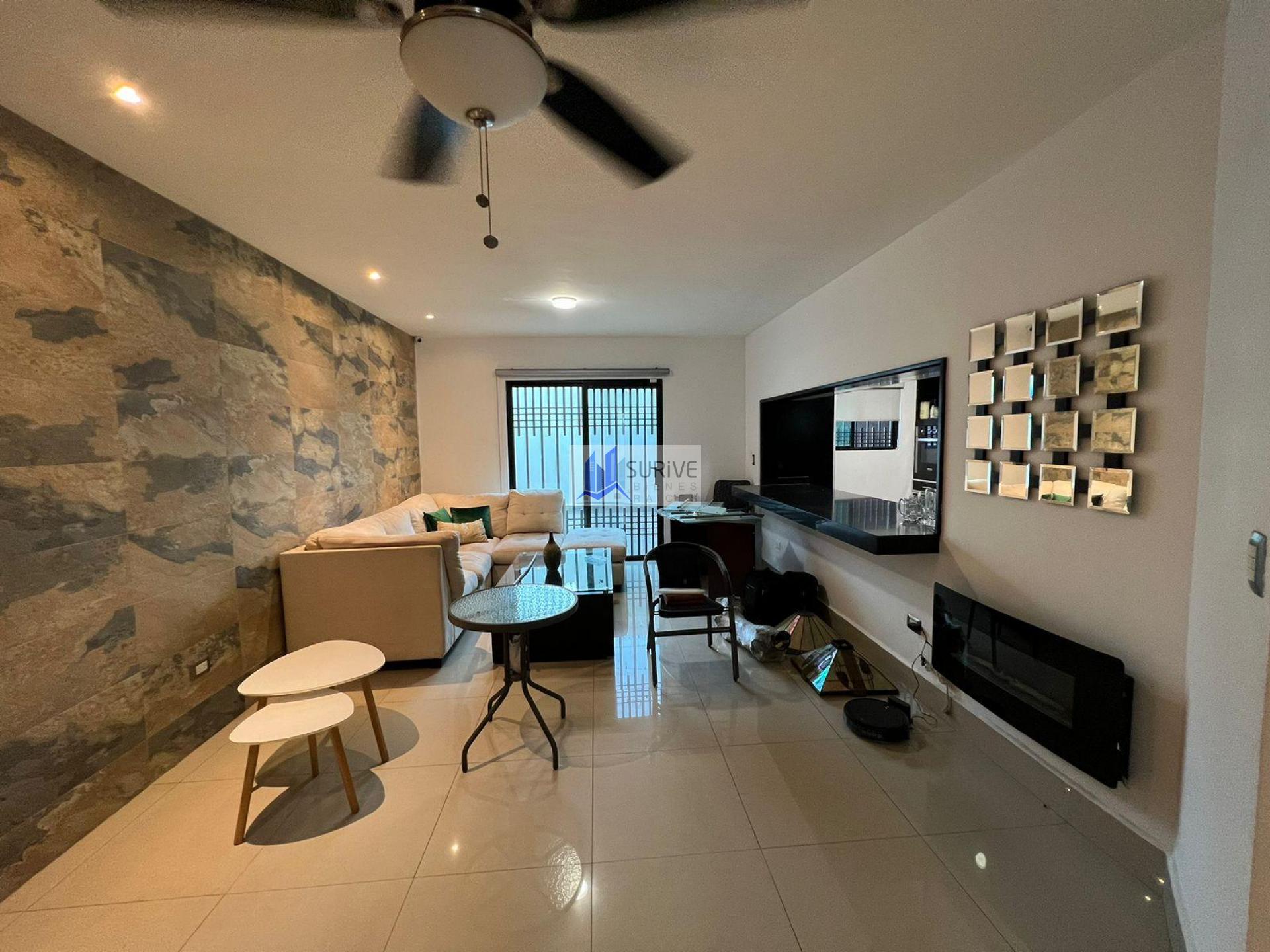 CASA EN VENTA COL. LA RIOJA