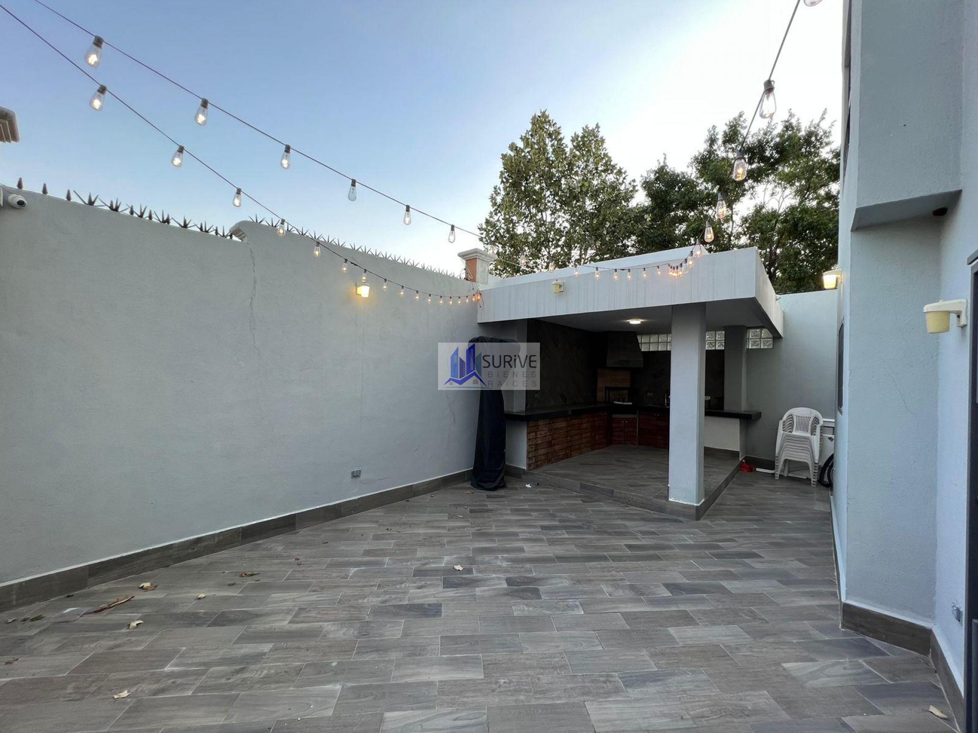 CASA EN VENTA COL. LA RIOJA