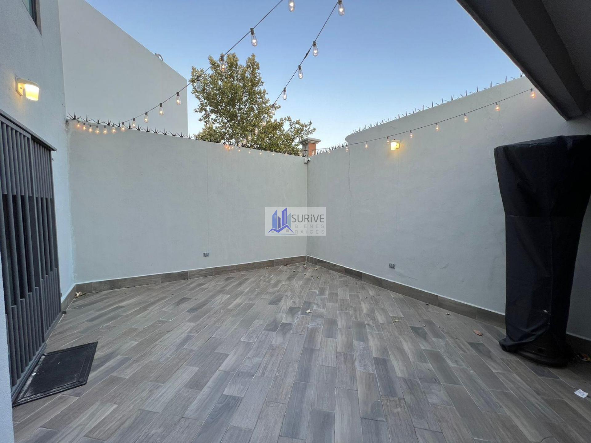 CASA EN VENTA COL. LA RIOJA