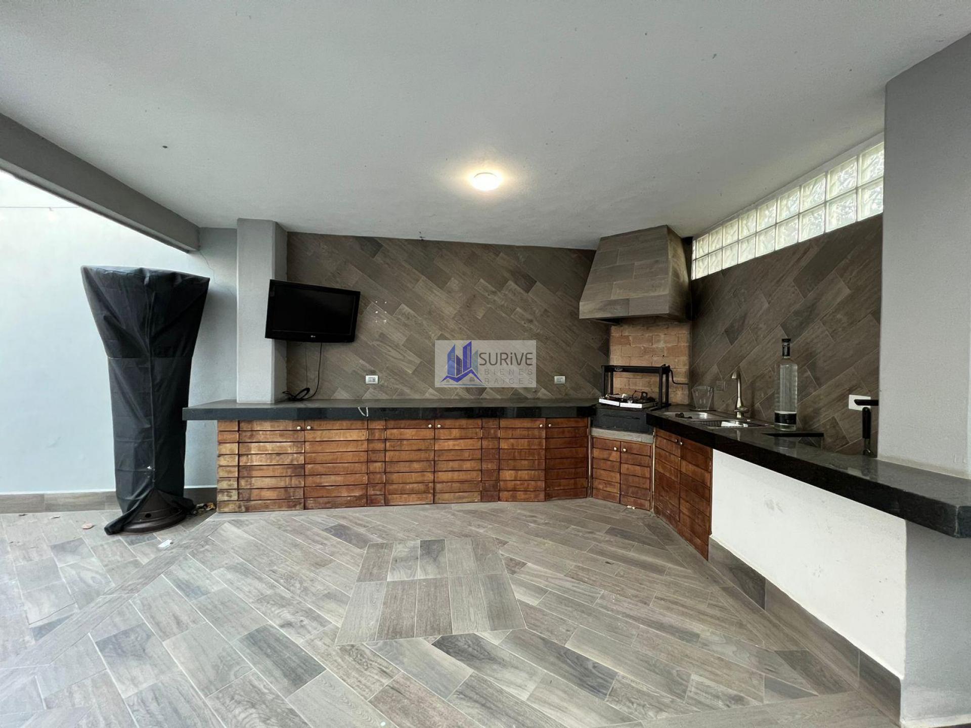 CASA EN VENTA COL. LA RIOJA