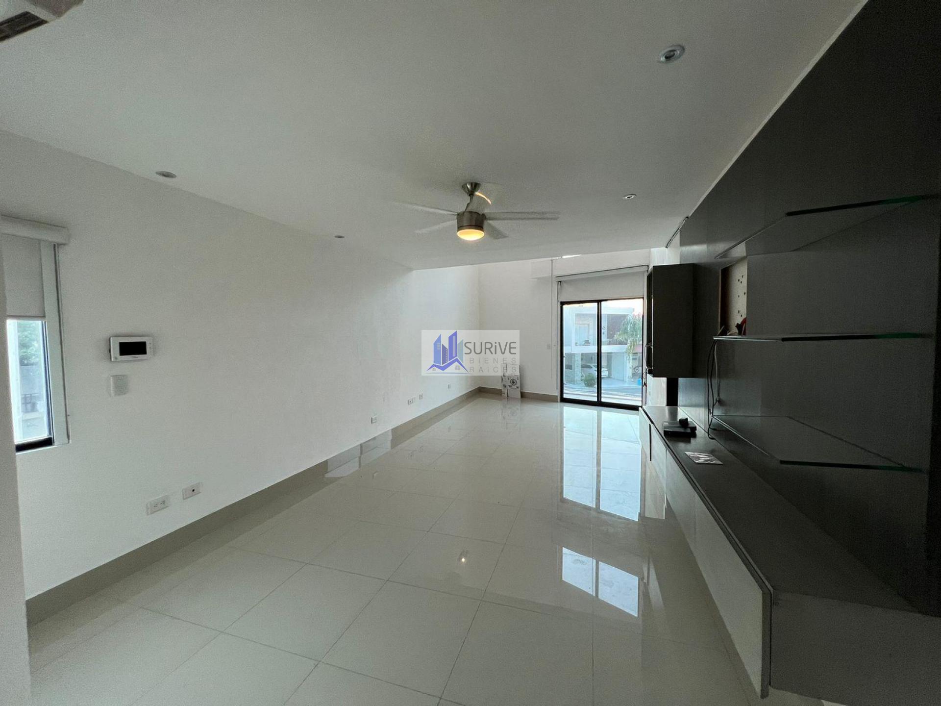 CASA EN VENTA COL. LA RIOJA