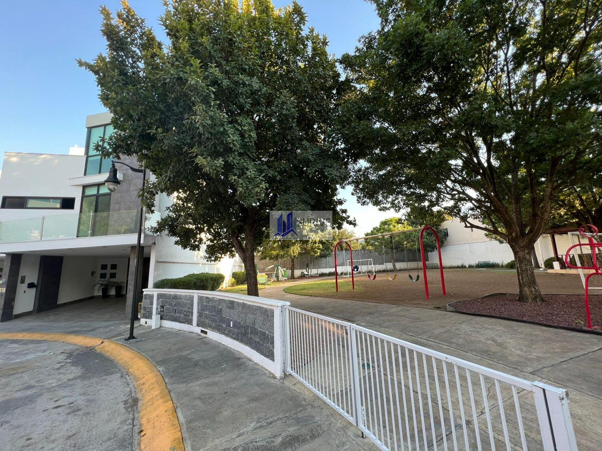 CASA EN VENTA COL. LA RIOJA