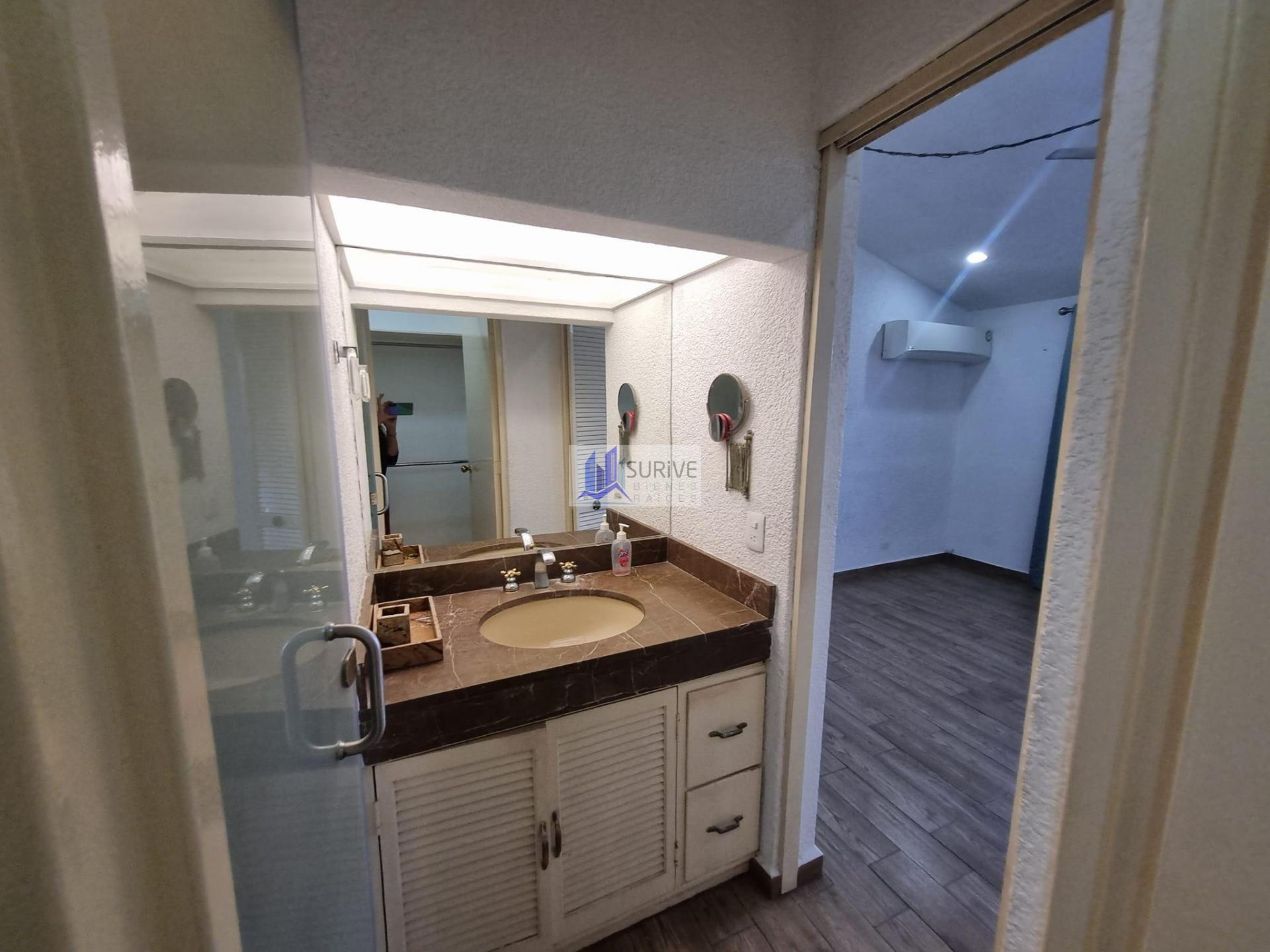 CASA EN VENTA ZONA SUR , CONTRY