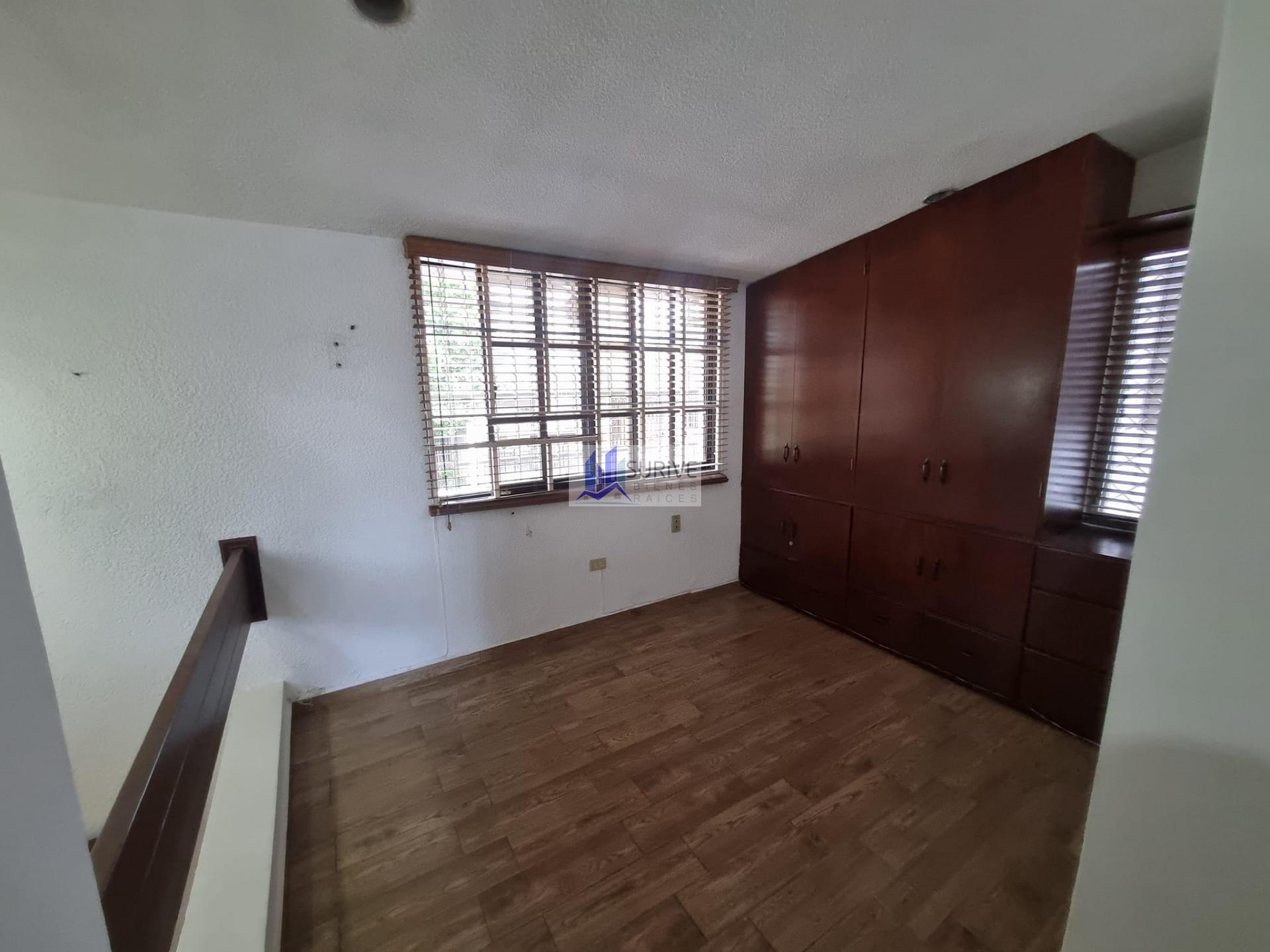 CASA EN VENTA ZONA SUR , CONTRY