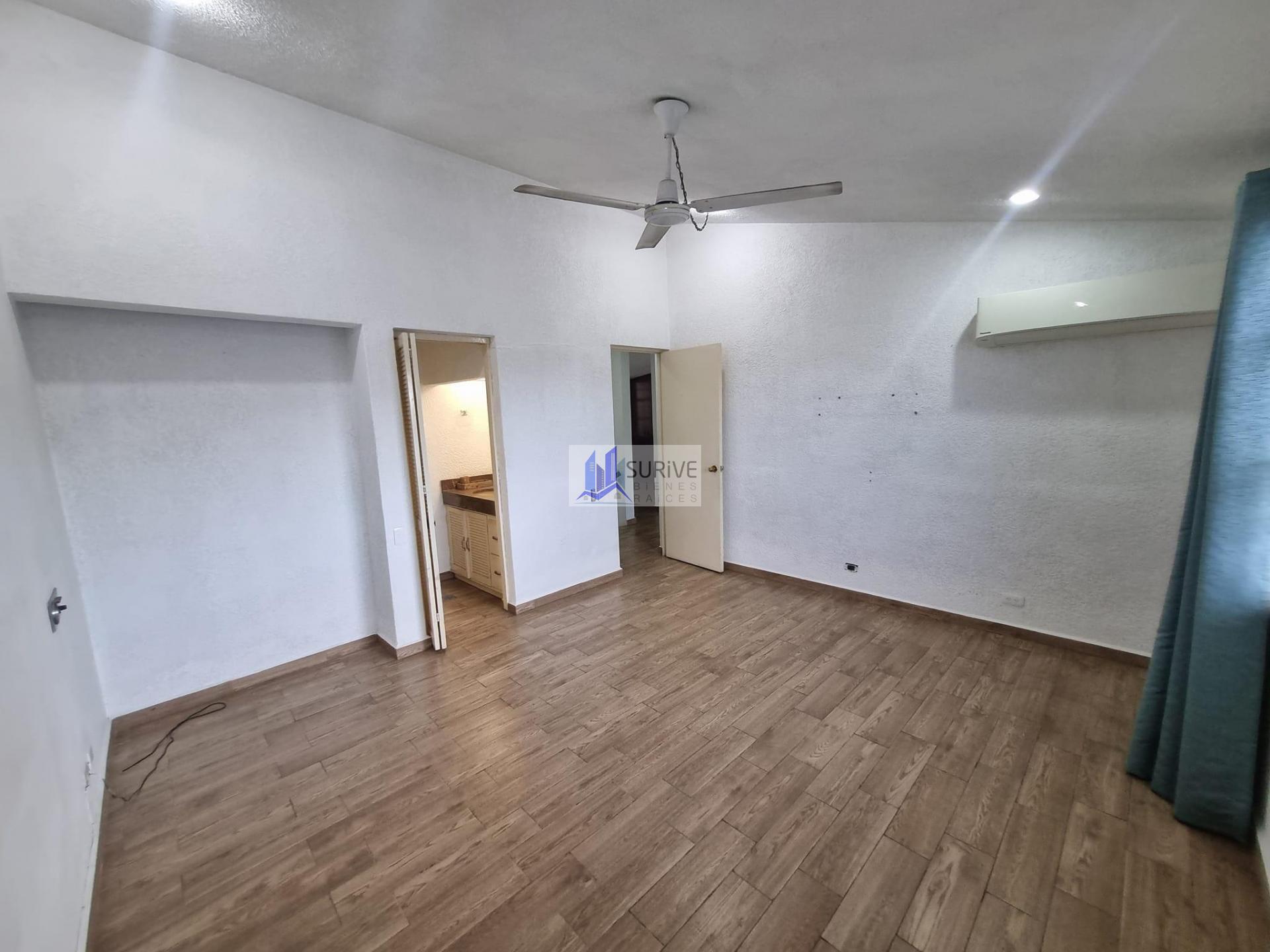 CASA EN VENTA ZONA SUR , CONTRY