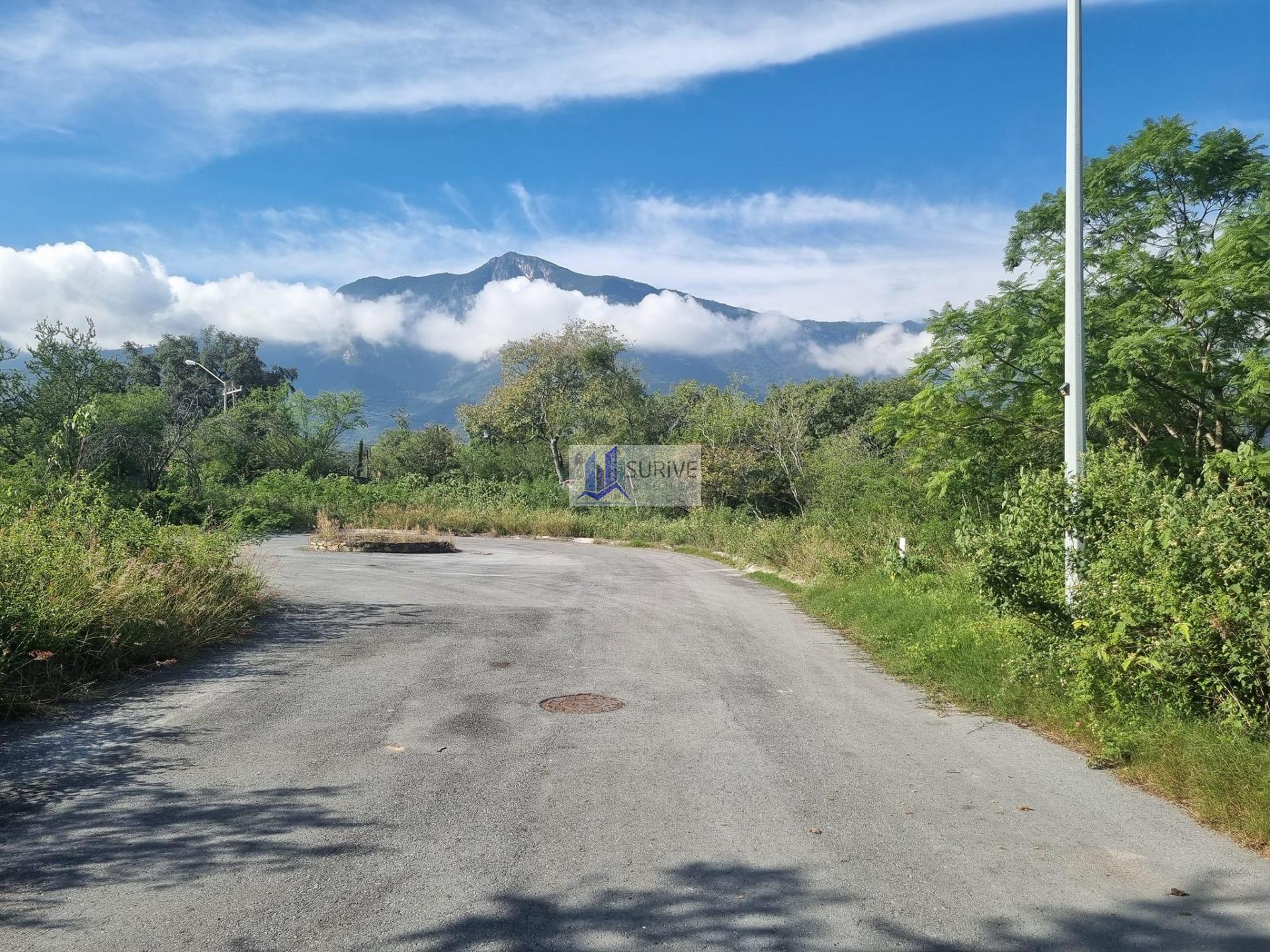 TERRENO EN VENTA ZONA SUR , CARRETERA NACIONAL