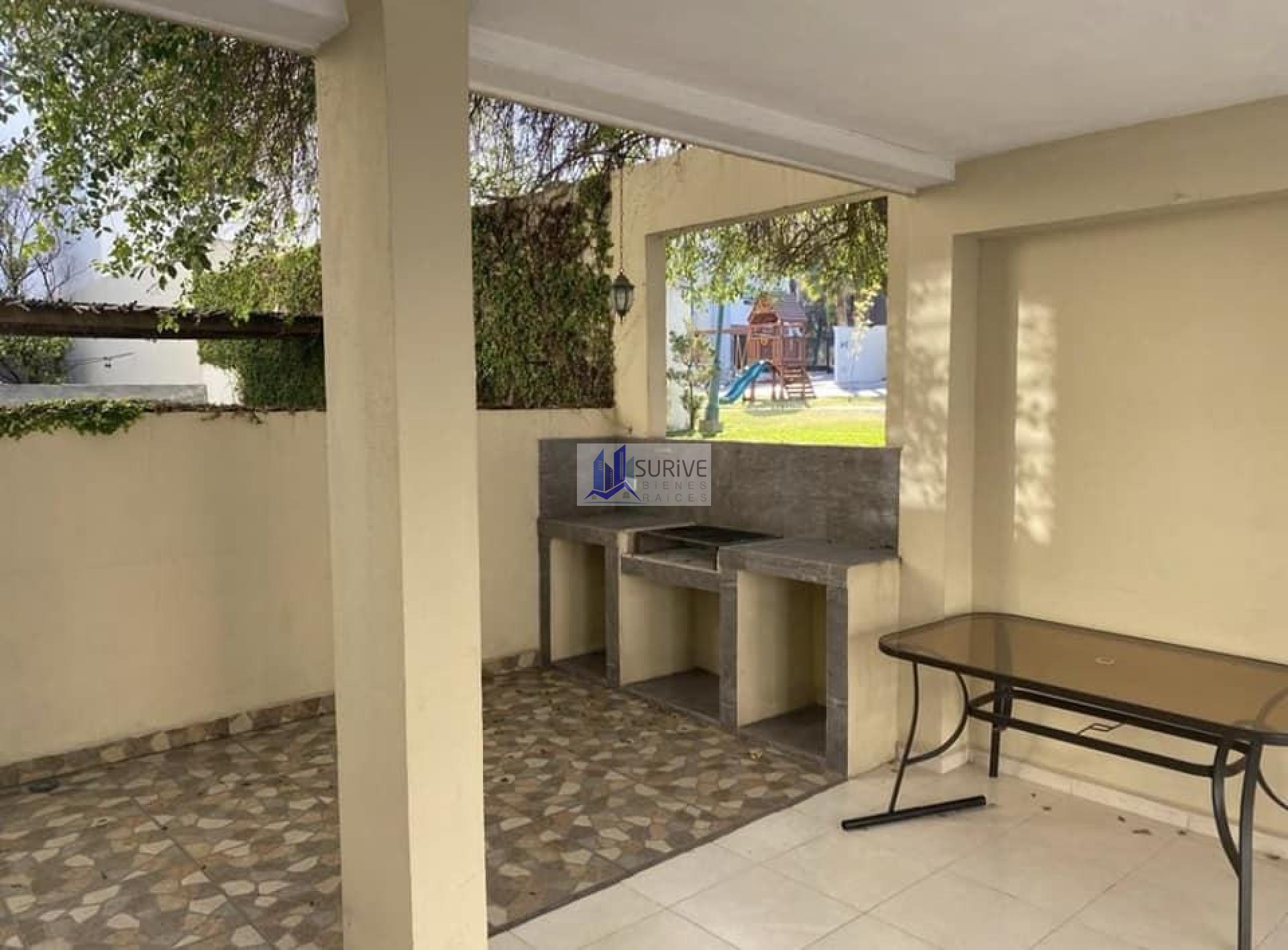 CASA EN VENTA ZONA SUR CARRETERA NACIONAL